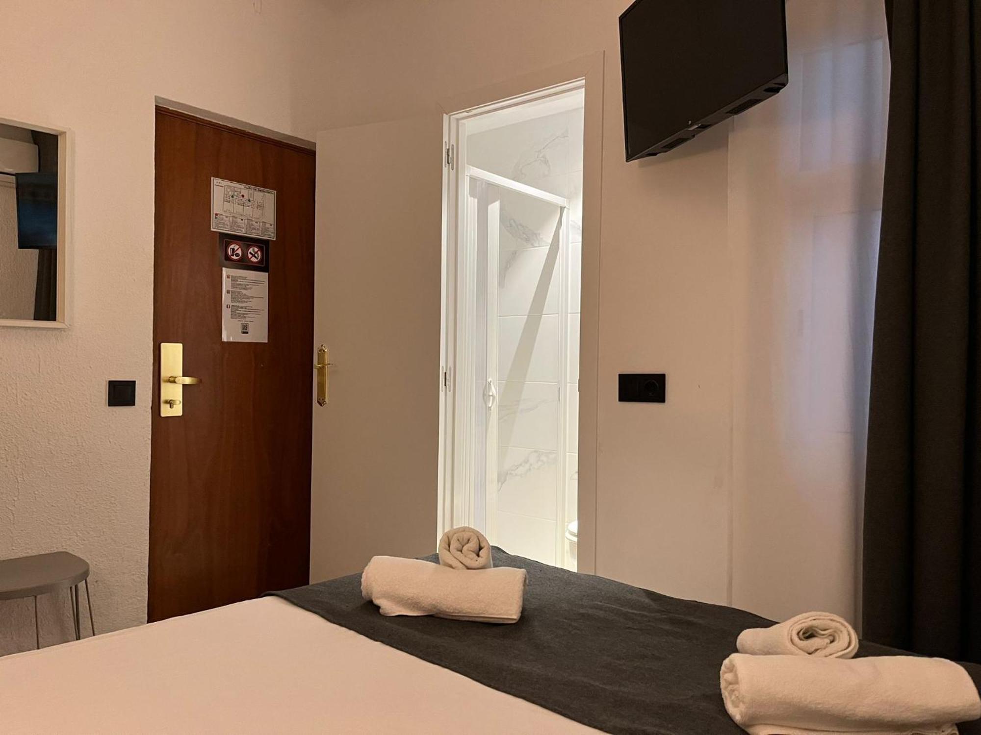 Hotel Maremagnum 滨海略雷特 外观 照片