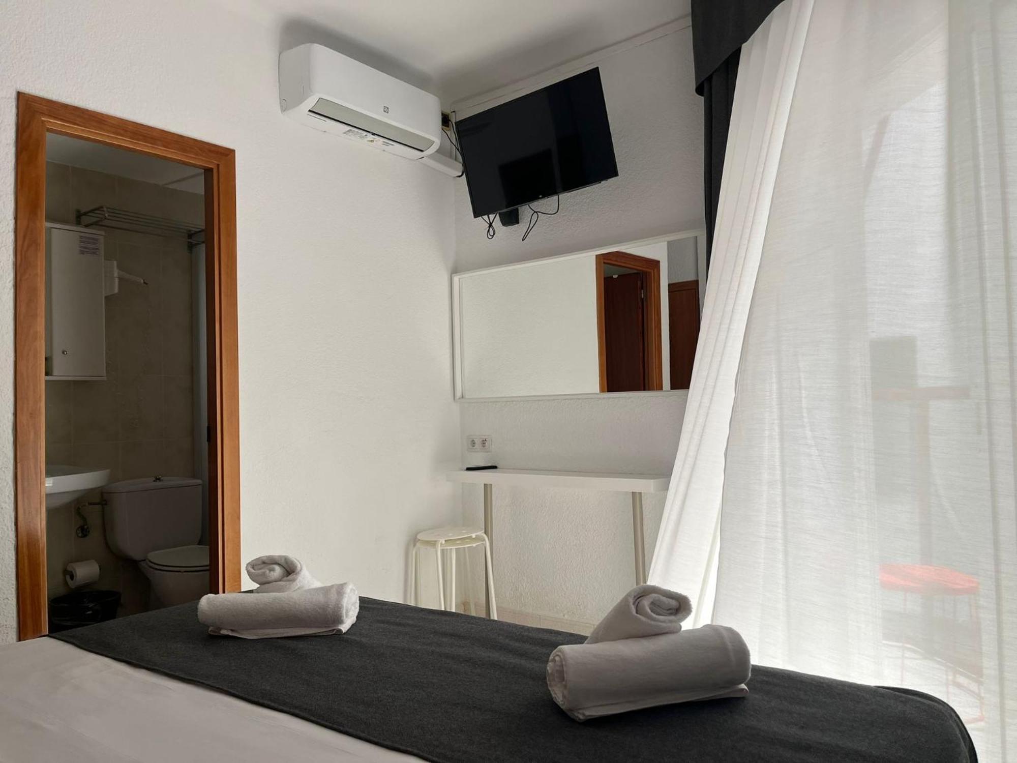 Hotel Maremagnum 滨海略雷特 外观 照片