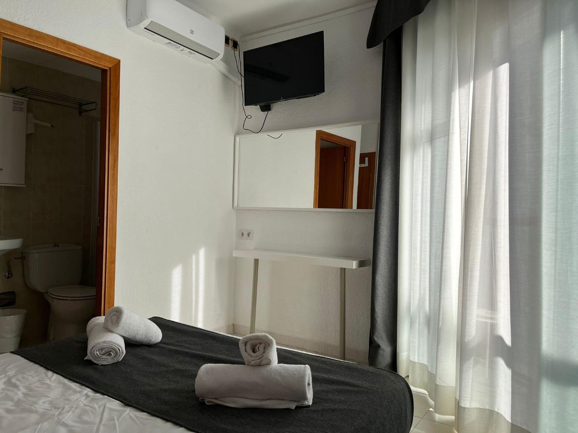 Hotel Maremagnum 滨海略雷特 外观 照片