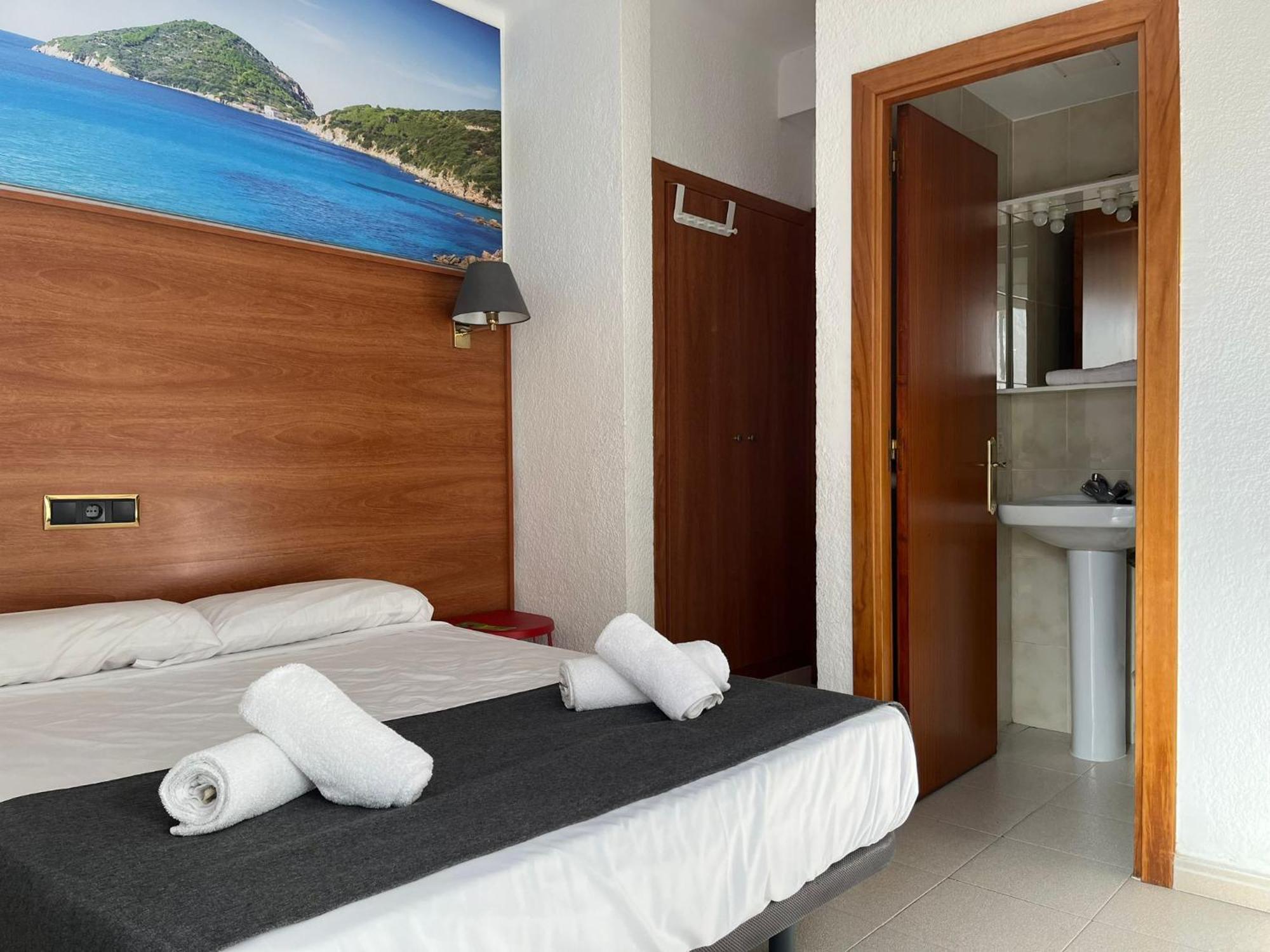 Hotel Maremagnum 滨海略雷特 外观 照片