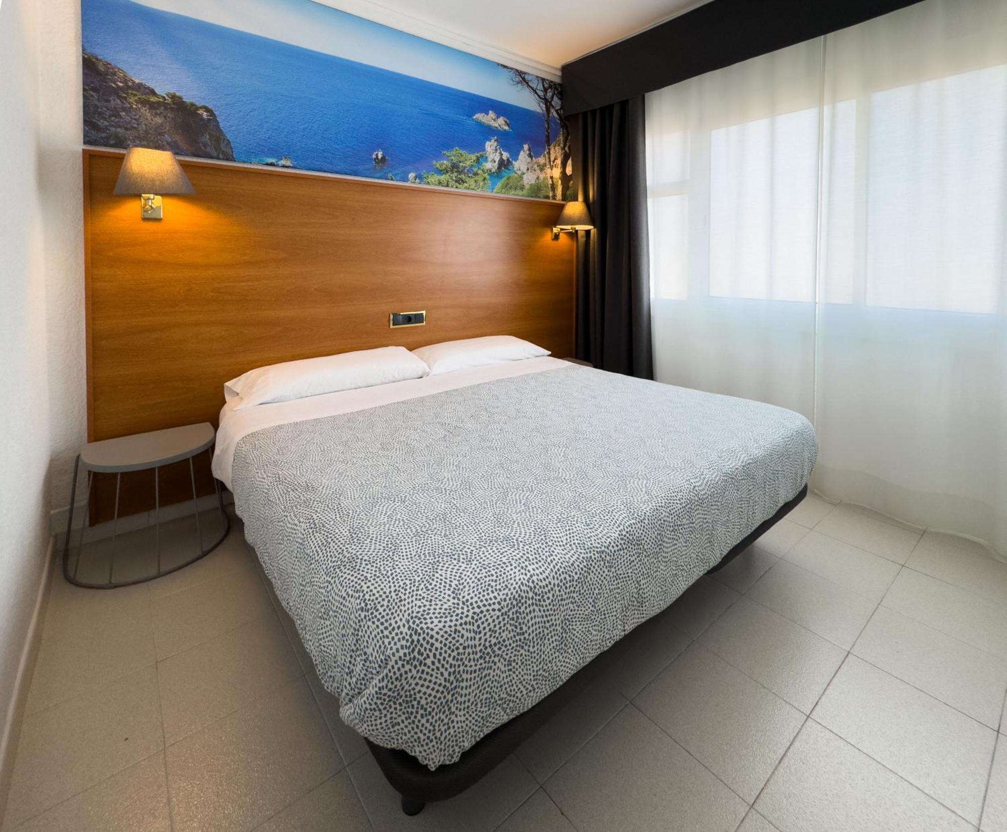 Hotel Maremagnum 滨海略雷特 外观 照片
