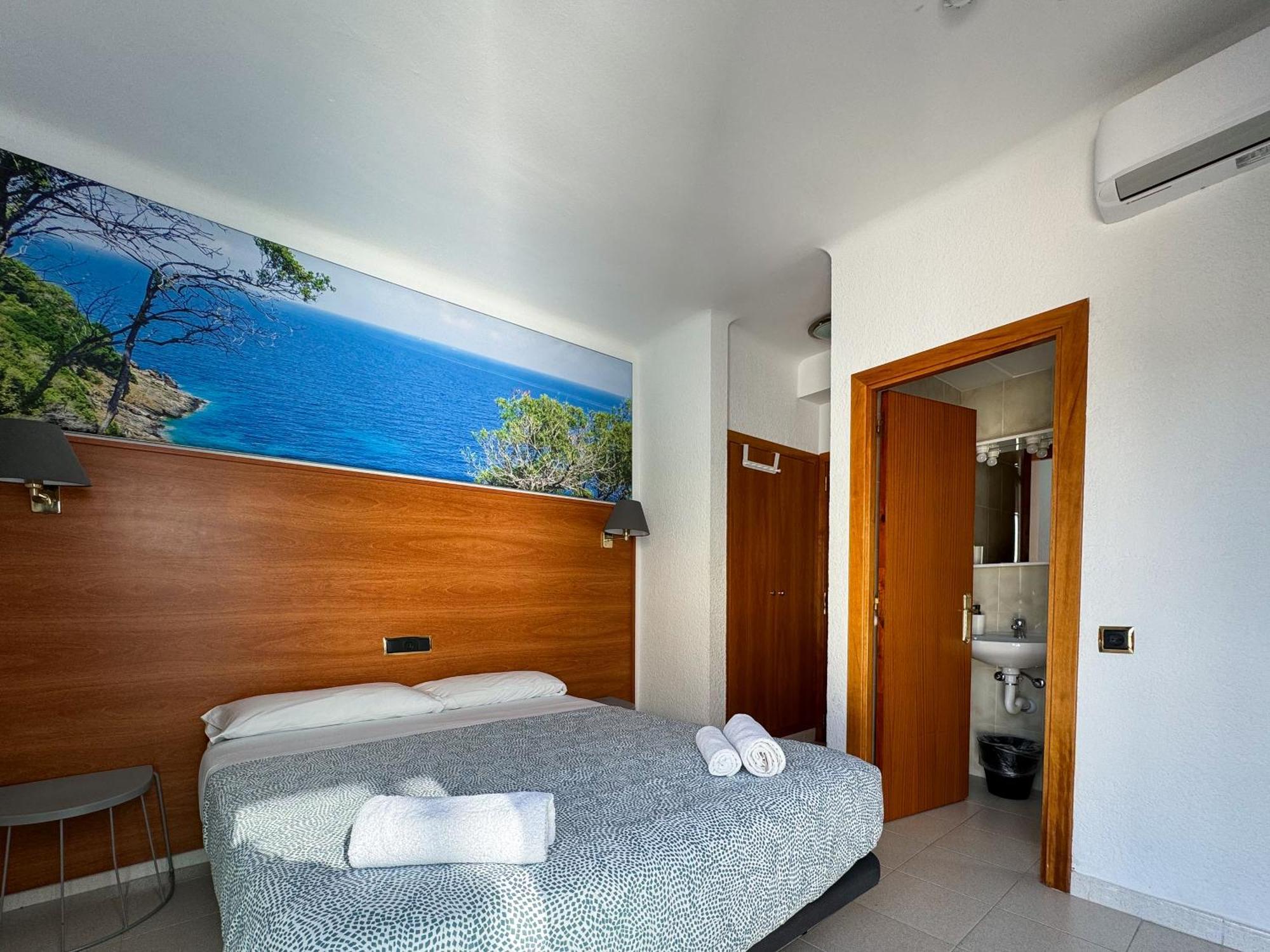 Hotel Maremagnum 滨海略雷特 外观 照片