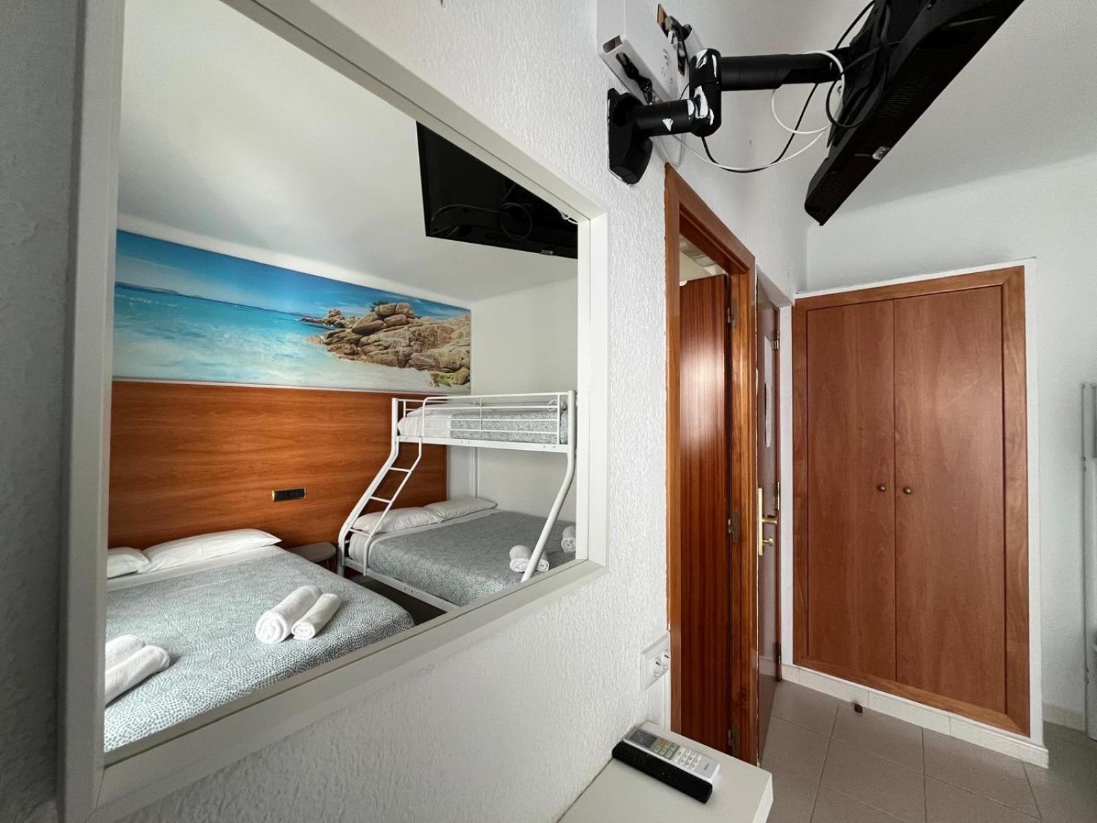 Hotel Maremagnum 滨海略雷特 外观 照片