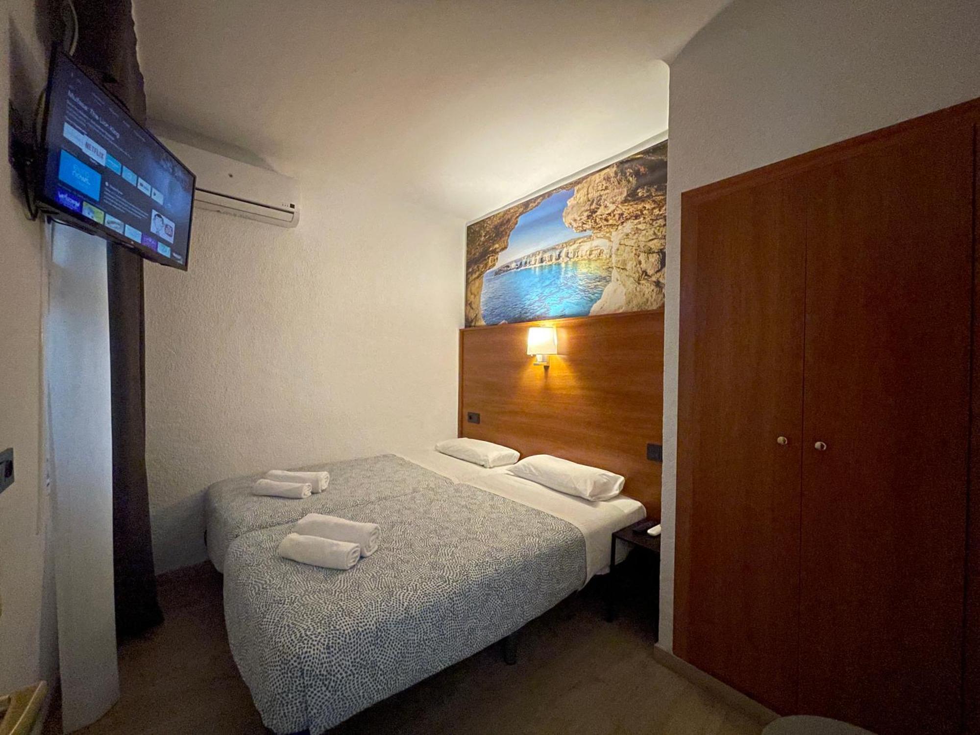 Hotel Maremagnum 滨海略雷特 外观 照片